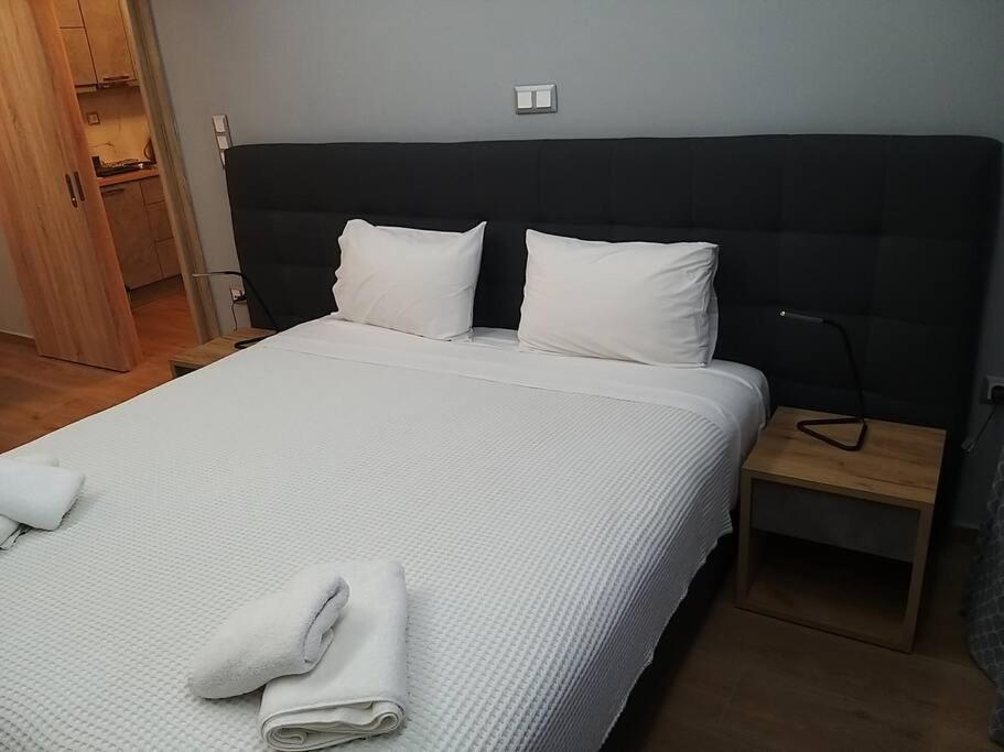 Urban House Aiolou Apartment Athena Bagian luar foto